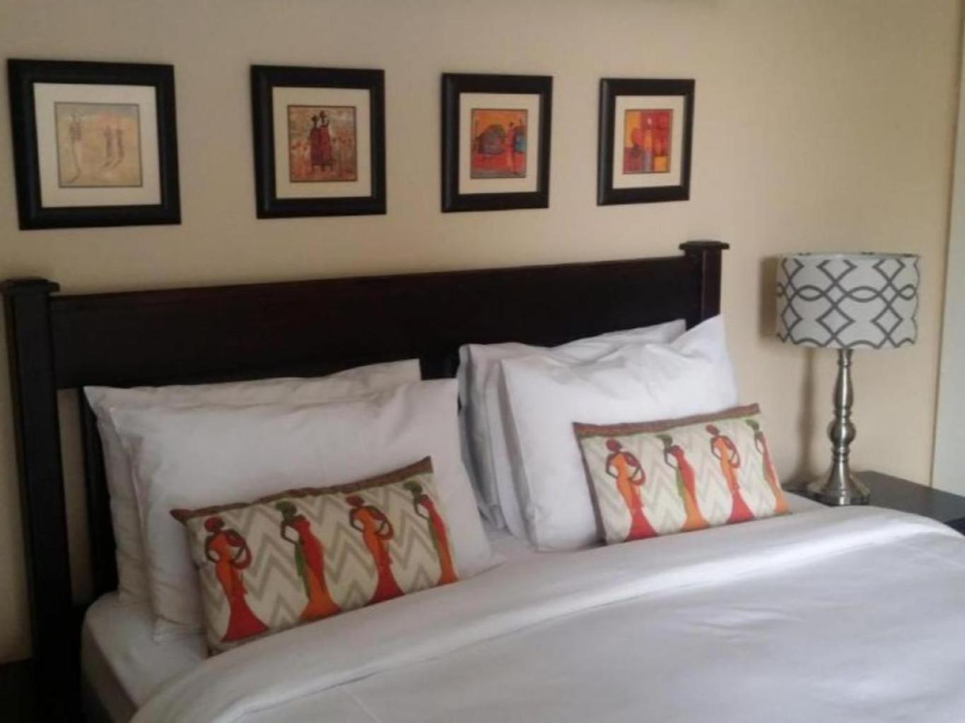 Sollunaa Guesthouse Sandton Phòng bức ảnh